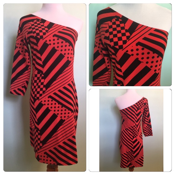 👠 LADIES RED & BLACK ONE SHOULDER STRIPPED DRESS - Picture 1 of 6